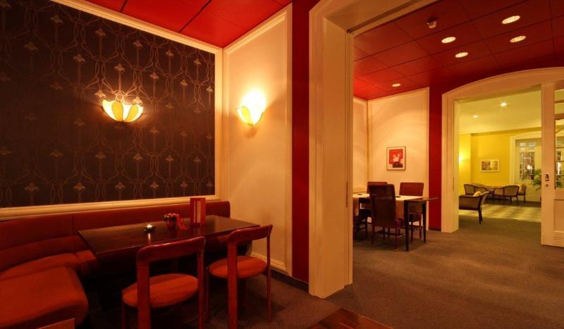 Esplanade Swiss Quality Hotel Davos Restaurante foto